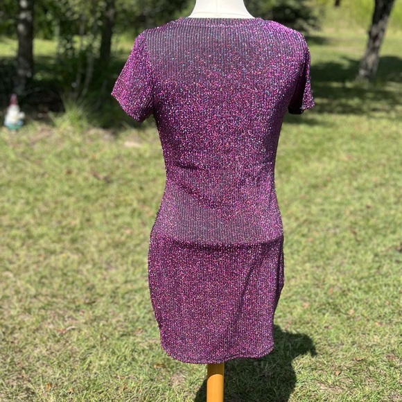 Coolcat Women Purple Shimmer Knee Length Short Sleeve Dress Size Medium - Picture 3 of 7